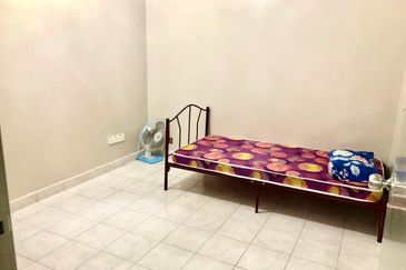 Kulai - Bandar Putra - Jalan Merbuk - Single Storey Terrace House