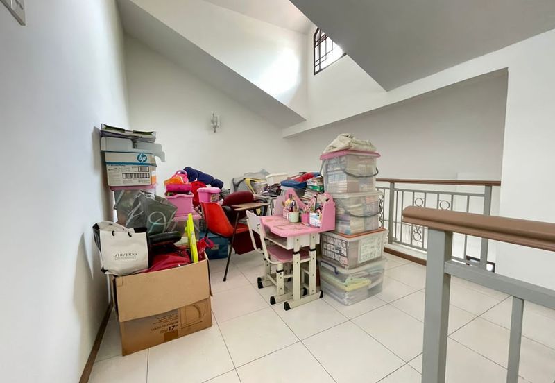 Skudai - Impian Emas - Jalan Bukit Impian 1X  🏠1.5 Storey Terrance House Unblockw