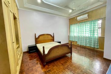 Skudai - Impian Emas - Jalan Bukit Impian 1X  🏠1.5 Storey Terrance House Unblockw