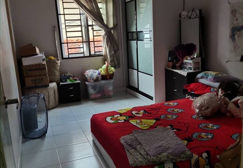 Kulai - Taman Lagenda Putra -2 storey terrace house 