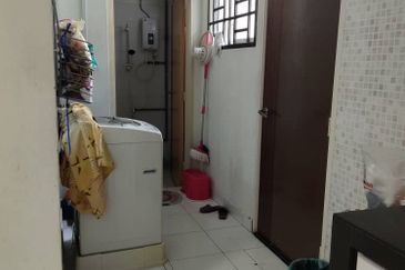 Kulai - Taman Lagenda Putra -2 storey terrace house 