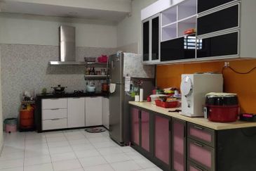 Kulai - Taman Lagenda Putra -2 storey terrace house 
