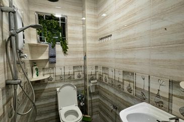 Kulai - Taman Putri Kulai - Sri Putri - Single Storey House Unblock Unit