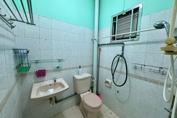 Kulai - Taman Putri Kulai - Sri Putri - Single Storey House Unblock Unit