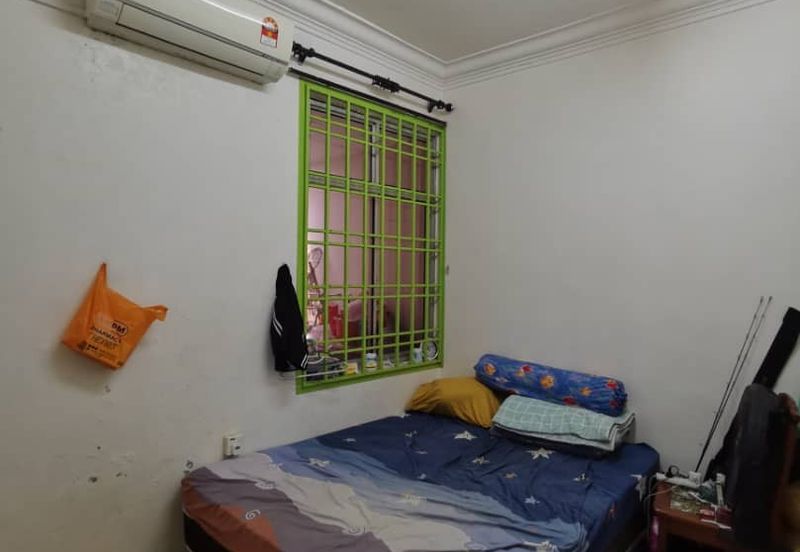 Kulai Bandar Putra @ Jalan Enggang ✅ 1.5 Storey Terrace House 