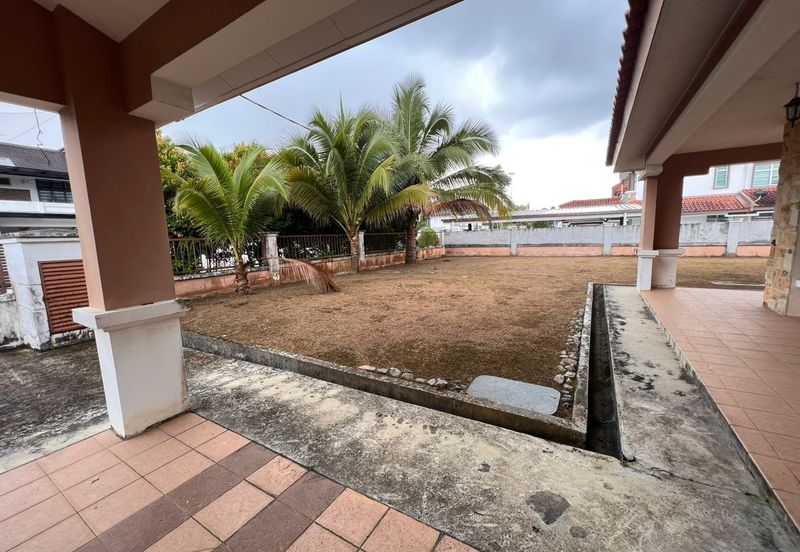 Kulai - Bandar Putra - Gate C - Double Storey Semi D 