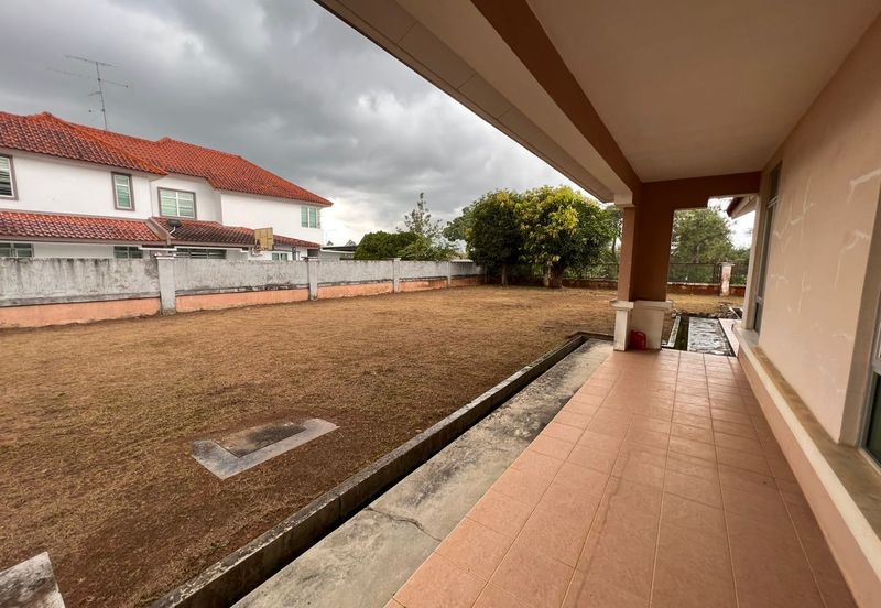 Kulai - Bandar Putra - Gate C - Double Storey Semi D 