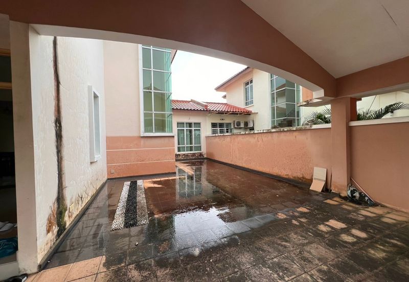 Kulai - Bandar Putra - Gate C - Double Storey Semi D 