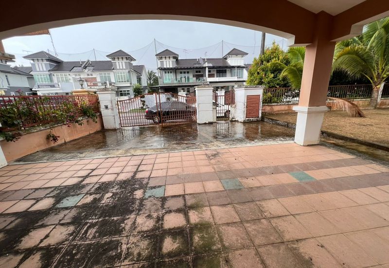 Kulai - Bandar Putra - Gate C - Double Storey Semi D 