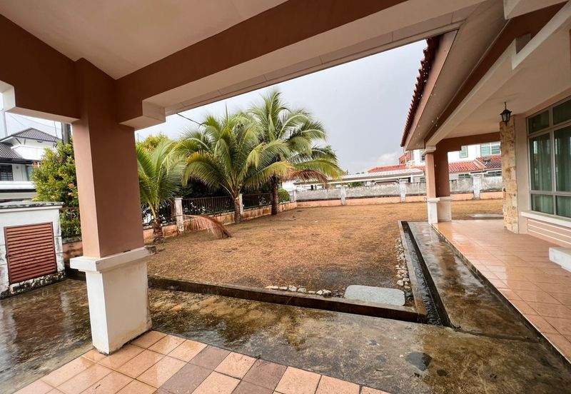 Kulai - Bandar Putra - Gate C - Double Storey Semi D 