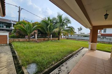 kulai Bandar Putra - IOI Palm Villa Gate C - 2 Storey Semi-D House