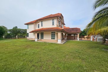 kulai Bandar Putra - IOI Palm Villa Gate C - 2 Storey Semi-D House