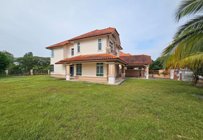 kulai Bandar Putra - IOI Palm Villa Gate C - 2 Storey Semi-D House