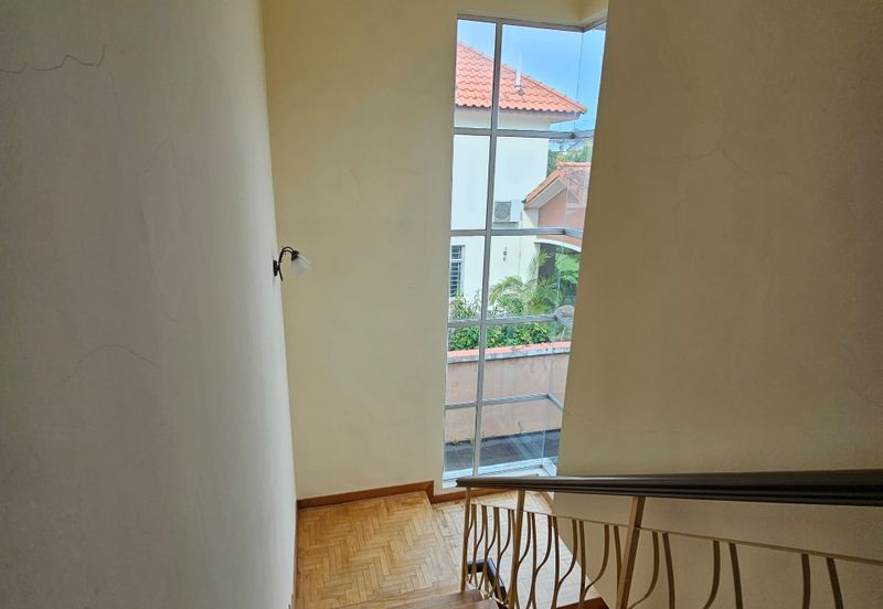 kulai Bandar Putra - IOI Palm Villa Gate C - 2 Storey Semi-D House