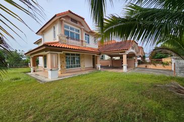 kulai Bandar Putra - IOI Palm Villa Gate C - 2 Storey Semi-D House