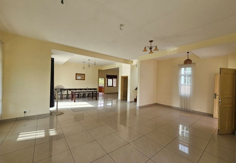 kulai Bandar Putra - IOI Palm Villa Gate C - 2 Storey Semi-D House