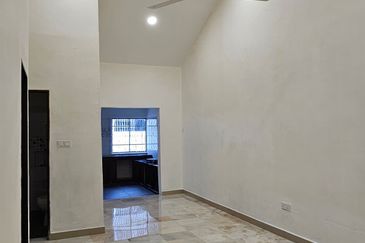 Kulai Taman Kulai - Jalan Perpaduan - Big Single Storey