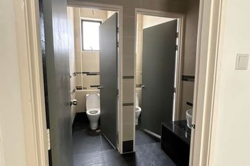 JB Eco Business Park 1 *Phase 2 - Eco Hub* @Jalan Ekoperniagaan - 1.5 Storey Cluster Factory With Mezzanine Office