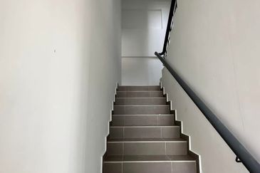 JB Eco Business Park 1 *Phase 2 - Eco Hub* @Jalan Ekoperniagaan - 1.5 Storey Cluster Factory With Mezzanine Office