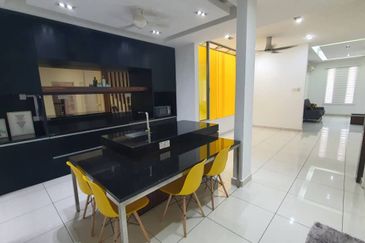 Kulai Bandar Putra ioi Gate B （Tropic) 🔥Super Link Double Storey House