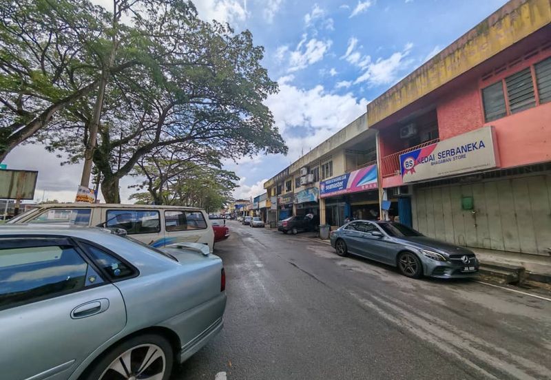 Kulai Bata 21 Jalan Susur - Double Storey Shoplot - Facing Main Road