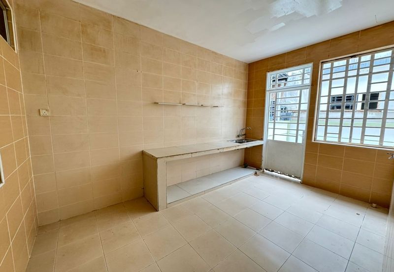 JB Taman Bukit Kempas -Kempas Heights -Double Storey Cluster House Unblock View Unit