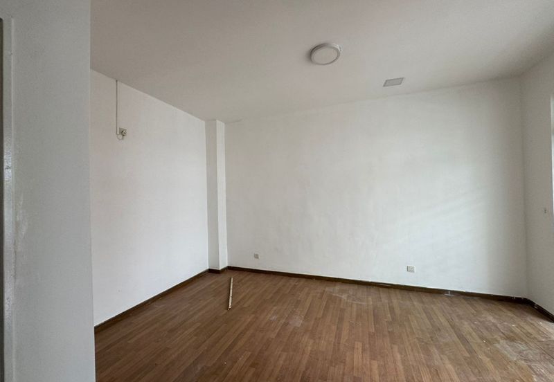 JB Taman Bukit Kempas -Kempas Heights -Double Storey Cluster House Unblock View Unit