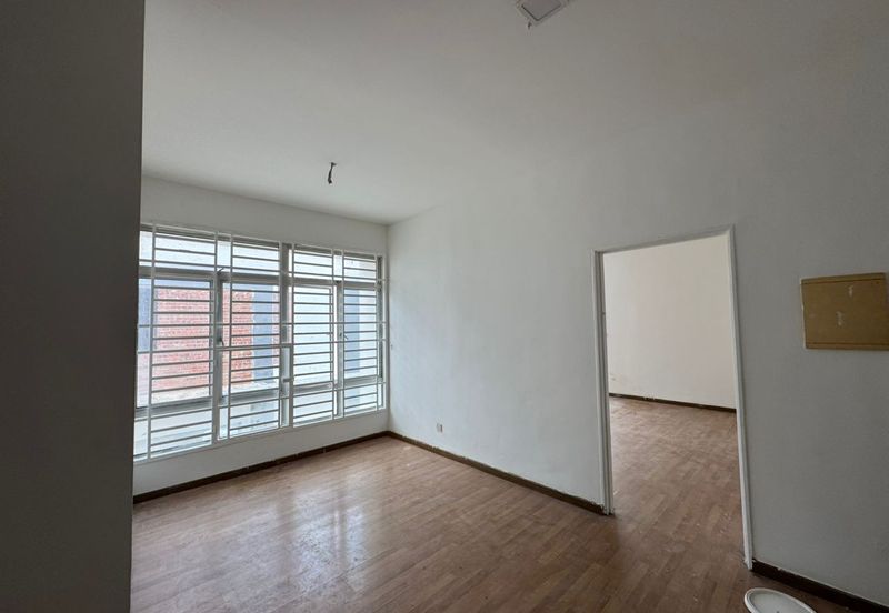 JB Taman Bukit Kempas -Kempas Heights -Double Storey Cluster House Unblock View Unit