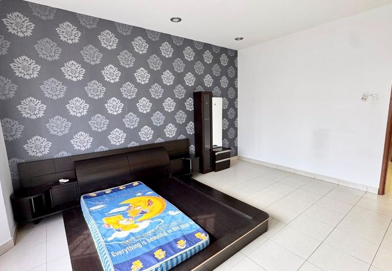 Iskandar - Taman Nusa Bestari @ 2 Storey Terrace House