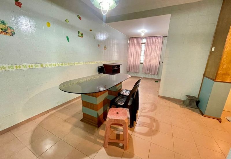 Skudai - Taman Sri Skudai 🏠2 Storey Terrance House 