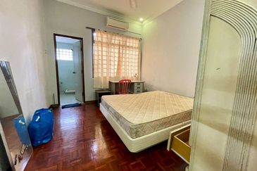 Skudai - Taman Sri Skudai 🏠2 Storey Terrance House 