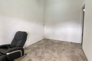 Kulai -Taman Pertama -Single Storey House