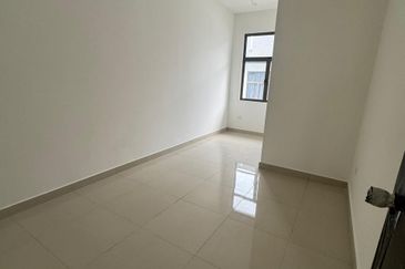 Skudai -Taman Mutiara Maju -Double Storey house(Maison One)