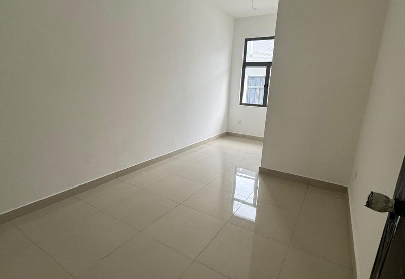 Skudai -Taman Mutiara Maju -Double Storey house(Maison One)