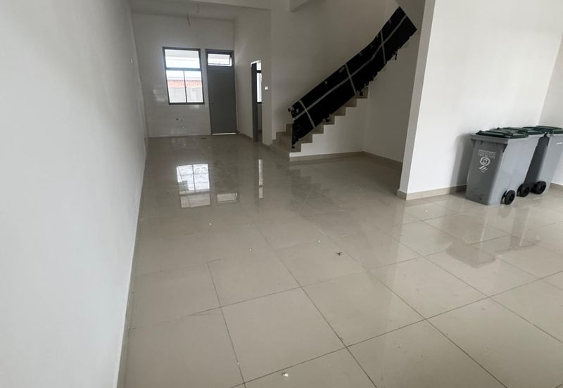 Skudai -Taman Mutiara Maju -Double Storey house(Maison One)