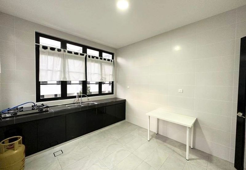 Iskandar Puteri - Eco Botanic - The Chateau, Grassten - 2.5 Storey Superlink House  End Lot 