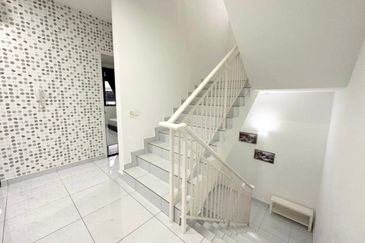 Iskandar Puteri - Eco Botanic - The Chateau, Grassten - 2.5 Storey Superlink House  End Lot 