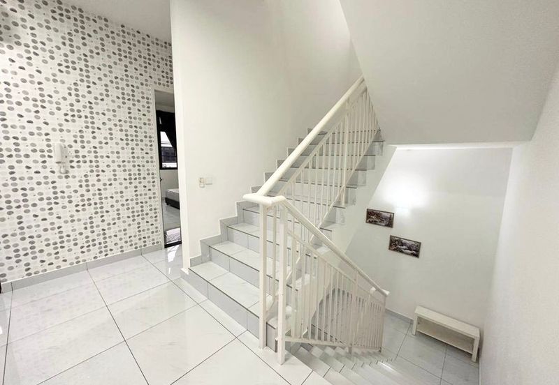 Iskandar Puteri - Eco Botanic - The Chateau, Grassten - 2.5 Storey Superlink House  End Lot 