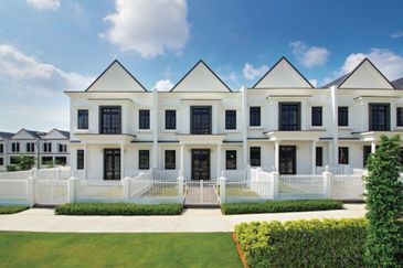 Iskandar Puteri - Eco Botanic - The Chateau, Grassten - 2.5 Storey Superlink House  End Lot 