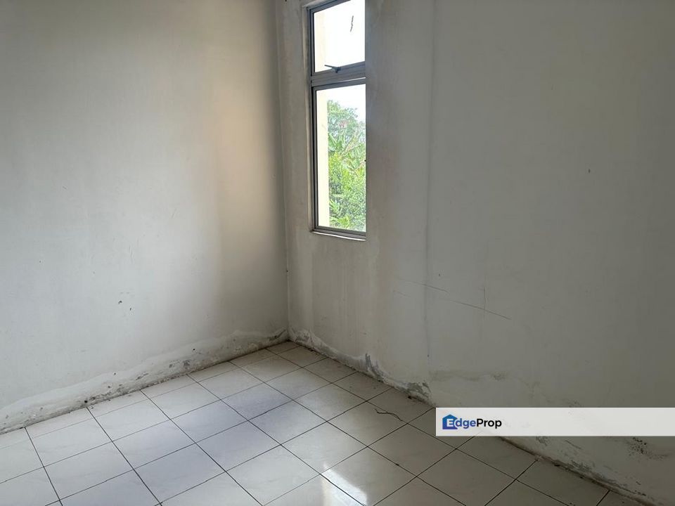 Taman Putri Kulai -Rose Villa Medium Cost Apartment, Johor, Kulai