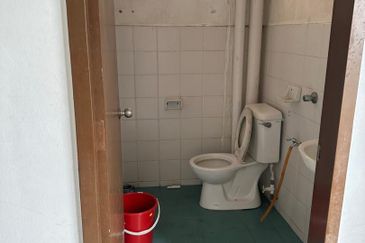 Taman Putri Kulai -Rose Villa Medium Cost Apartment