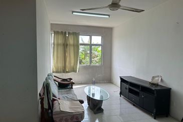 Taman Putri Kulai -Rose Villa Medium Cost Apartment