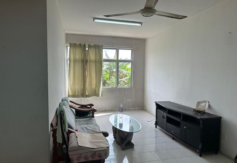 Taman Putri Kulai -Rose Villa Medium Cost Apartment