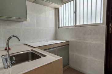 Kulai -Taman Lagenda Putra -Double Storey Terrace House