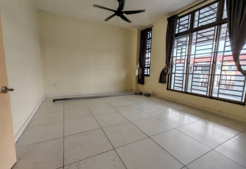 Kulai -Taman Lagenda Putra -Double Storey Terrace House