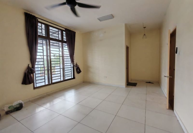 Kulai -Taman Lagenda Putra -Double Storey Terrace House