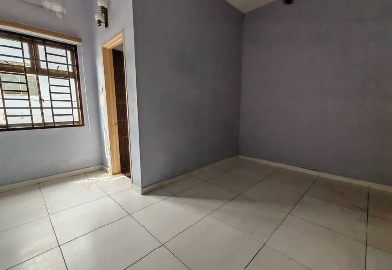 Kulai -Taman Lagenda Putra -Double Storey Terrace House