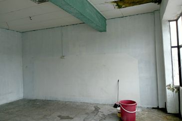 JB Perling - Taman Baiduri @ 3-Storey Shop Lot