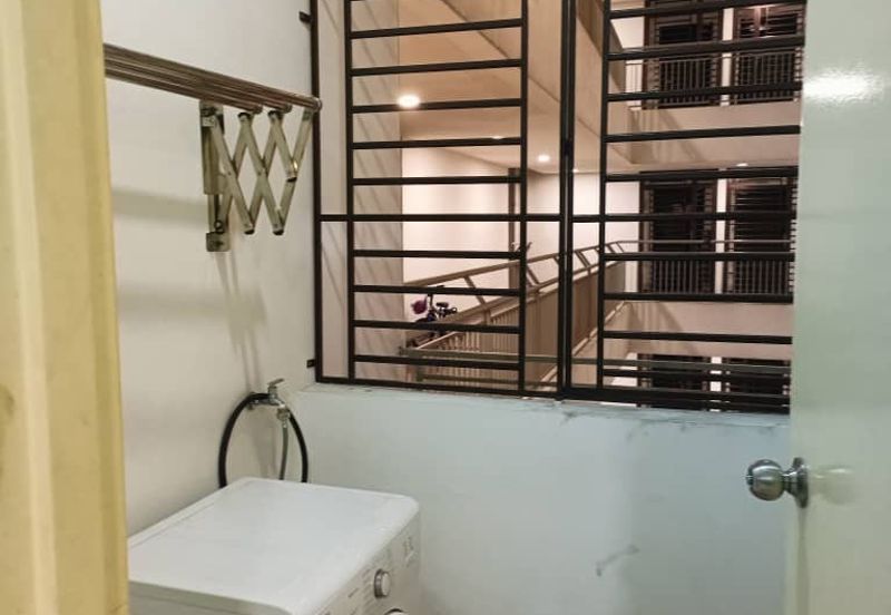 JB Kempas - D'Summit Residences - Apartment