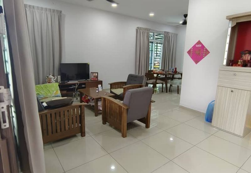 Kulai - Kelapa Sawit- Taman Impiana -Double Storey Terrace House (Corner Lot)